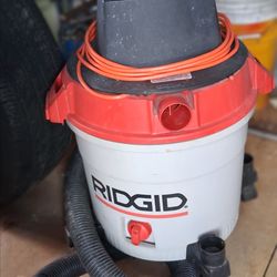 12 gallon wet vac