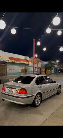 2003 BMW 325i