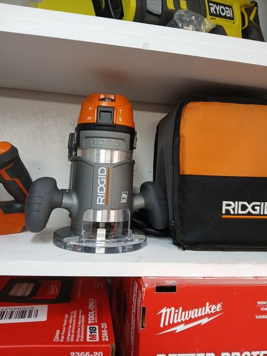 RIDGID New https://offerup.com/redirect/?o=RnJlc2Fkb3JhLmRl Base