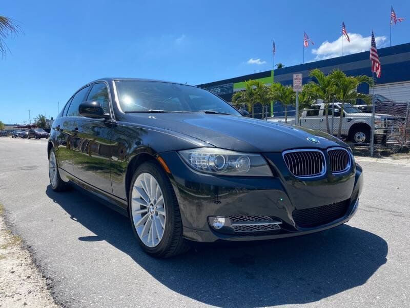 2011 BMW 3 Series