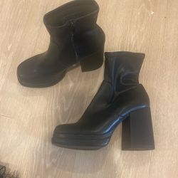 pretty booties platforms 