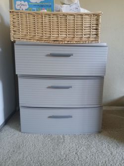 Storage plastic storage
