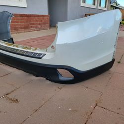 2014 - 2019 Toyota highlander rear bumper w/valance oem