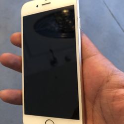 UNLOCKED IPHONE 6/ LIMITED STOCK 🔥
