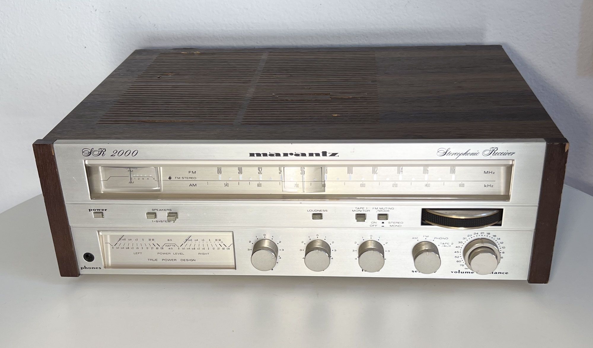 Vintage Marantz SR-2000 Stereo Receiver - Tested and Works