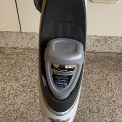Shark Steam Mop/ With 4 Bottles Of Cleaning Aid Solutions