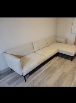 Comfortable Couch – Great Condition