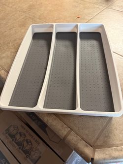 3-Compartment Drawer Organizer Tray