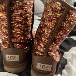UGGS BOOTS