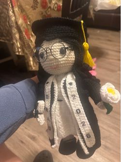 Graduation day gift yarn plushie
