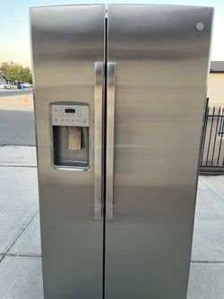 Refrigerator GE Stainless Steel