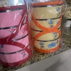 4 Places Food Canteen 