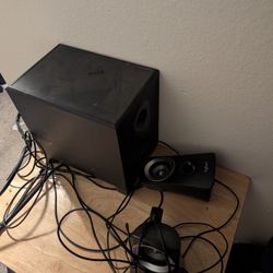 Logitech Speakers With Subwoofer