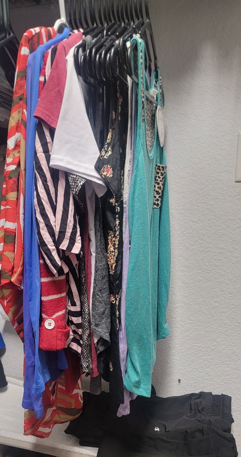 Women Medium Lot... Victoria Secret, Workout Clothes, Blouses