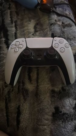 PlayStation 5 white controller