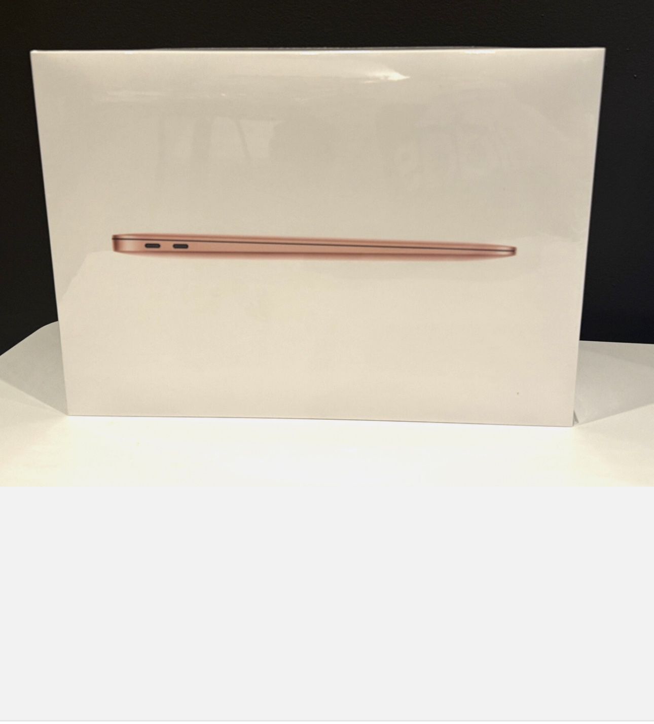 Apple MacBook