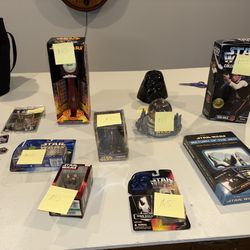 Lot of 14 Vintage Star Wars items. Emperor Palatine giant candy roll Pez dispenser Han Solo snow globe pewter figurine Des Fetes ornaments  micro mac