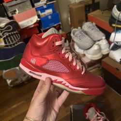Jordan Retro 5 Valentines Day Sz 4.5