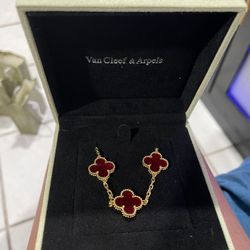 Van Cleef Red Cleef 18k Gold