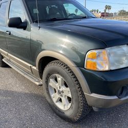 2003 Ford Explorer