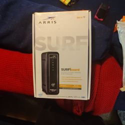 Surfboard Cable Modem & Router 