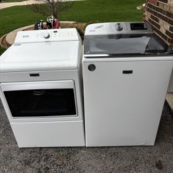 Maytag Washer And Gas Dryer Set