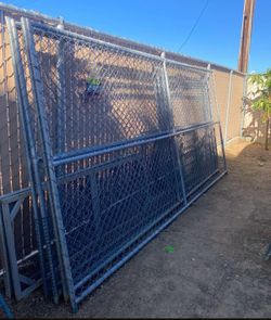 Chain Link Fence Panels With Stands