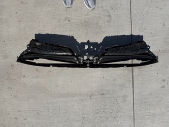 LUCID AIR AIR SHUTTER GRILLE 2022 2023 2024 2025 P11-E33000-05 OEM Damage