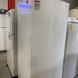 Upright Freezer 21 Cuft.