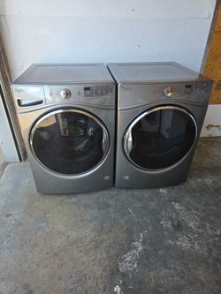 Whirlpool washer and electric dryer
