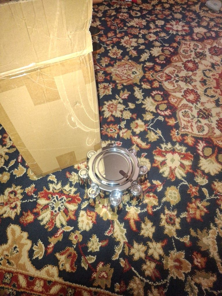 Sliver Hub Covers Set of 4