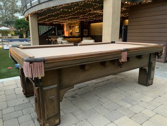 Pool table