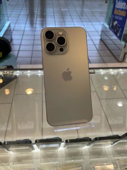 iPhone 15 Pro 256GB Desbloqueado