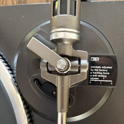 Technics SL-dd22 Direct Drive Automatic Turntable 