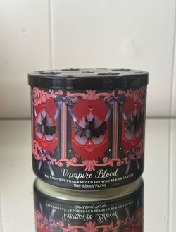🩸 Bath & Body Works Vampire Blood 3-Wick Candle Halloween Limited Edition