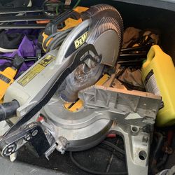 Dewalt Table Saw