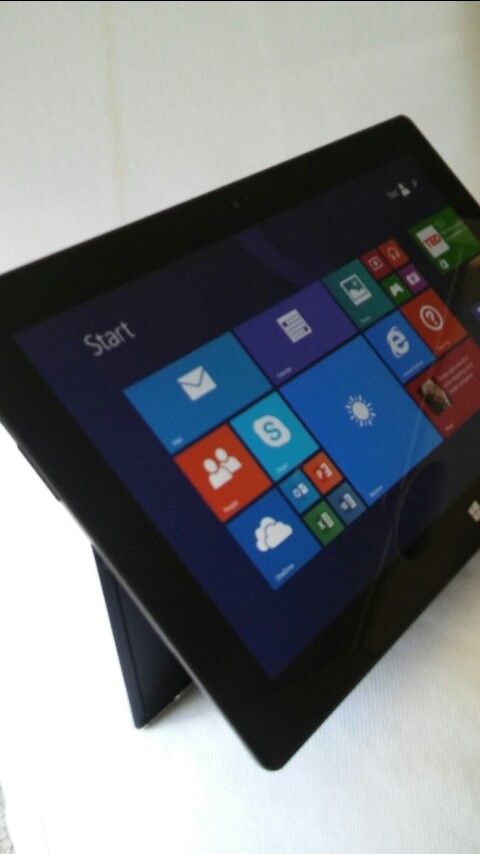 Microsoft Surface Rt 32gb. Laptop Tablet And Chargerg