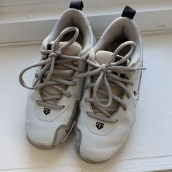 Boys baseball cleats size 13