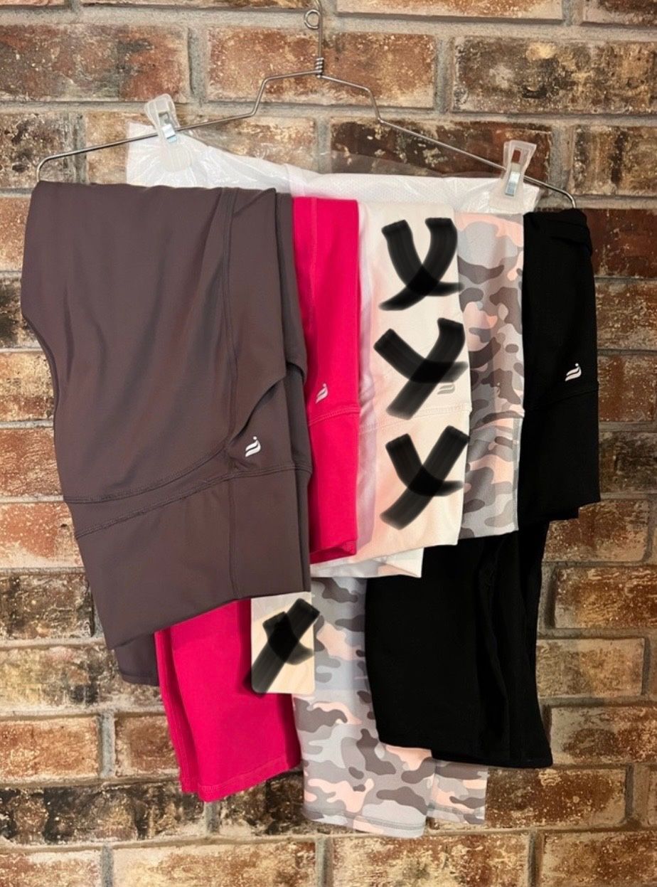 XL FABLETICS Women’s Workouts Pants Bundle