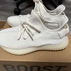 Adidas Yeezy Boost 350 V2 Cream. Brand New Size 9