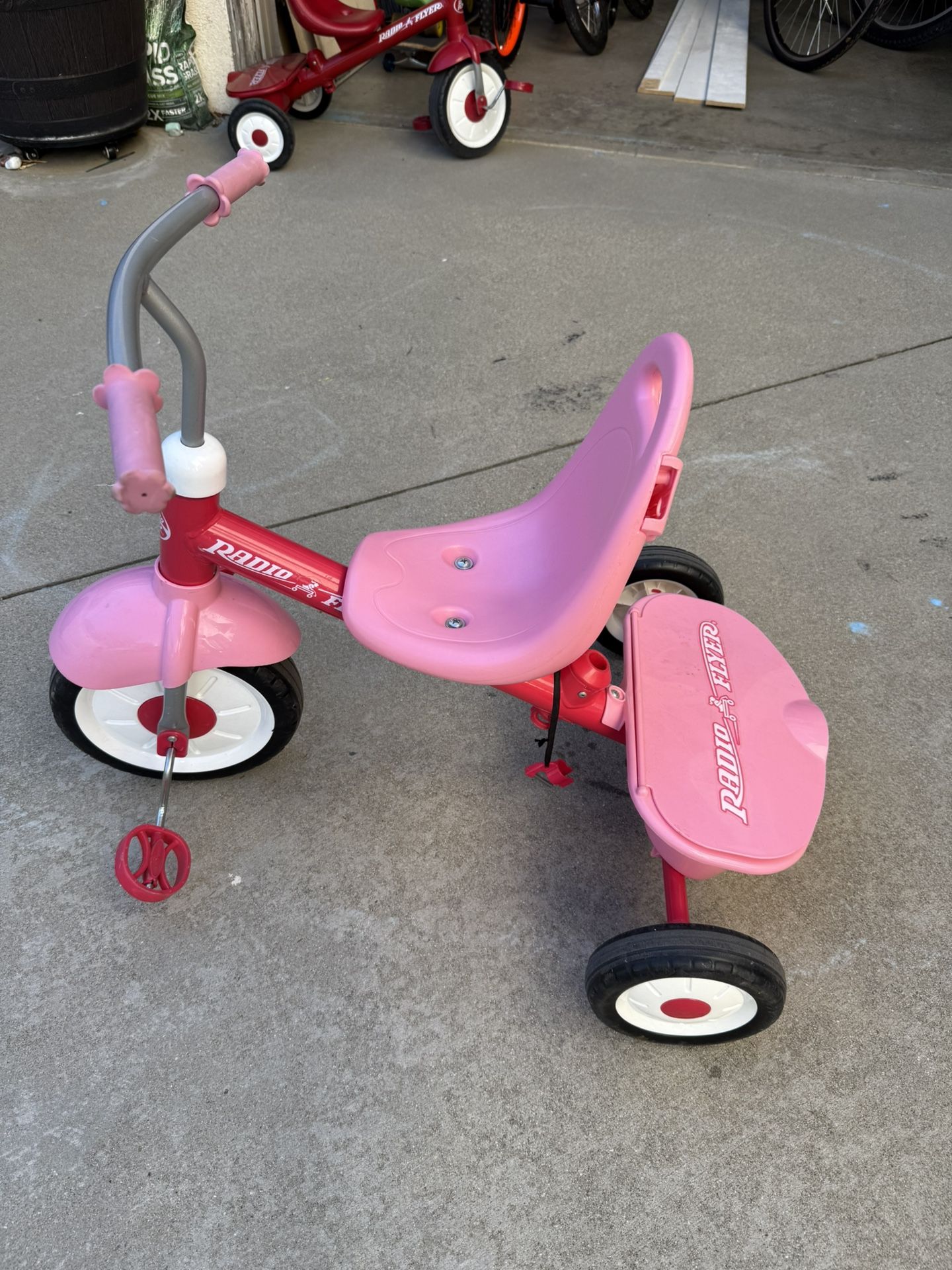 Radio Flyer Pink Tricycle