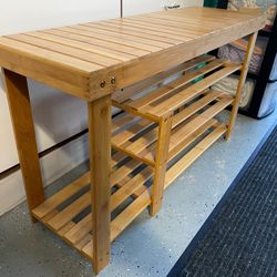 Shoe rack with bench