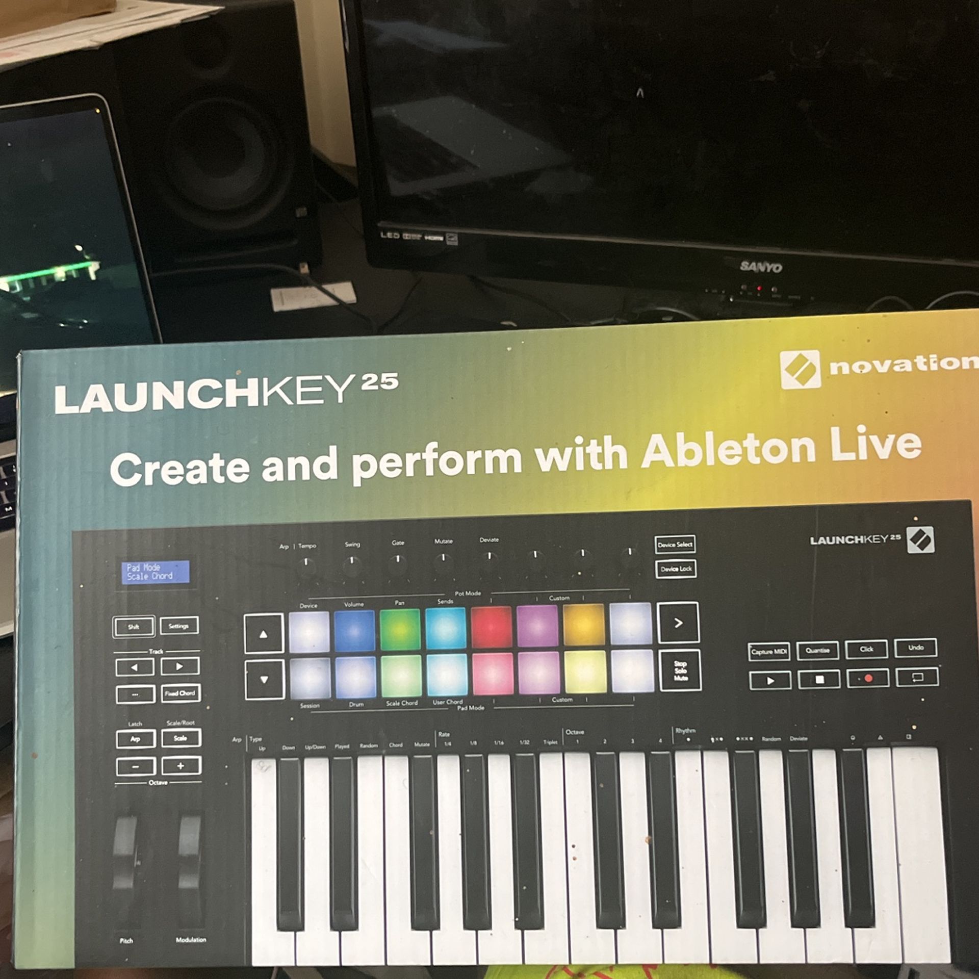 Launch key 25 Beat maker