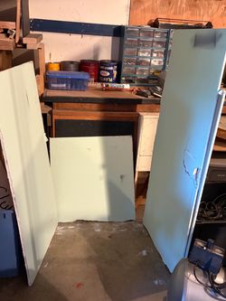 Free DRYWALL PIECES 4 smaller sized Dry wall leftovers GYPSUM BOARD