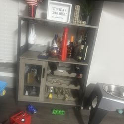 Wine bar cabinet 
