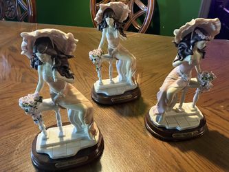 Tres Figuras De Ceramica De Colecsion