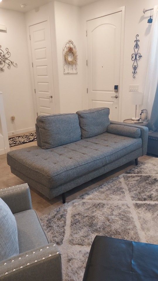 Sofa/Lounge Chaise