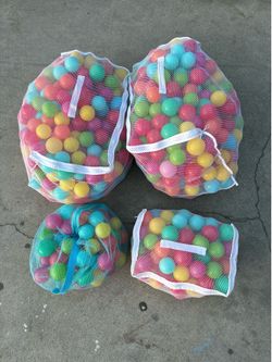 Ball pit