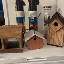 Lot Of Squirrel Proof Bird Feeders And Bird Houses