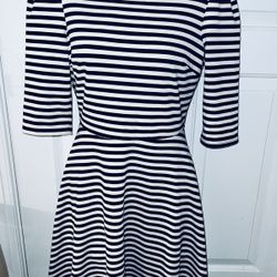 Beautiful woman Dress size(S) only $15